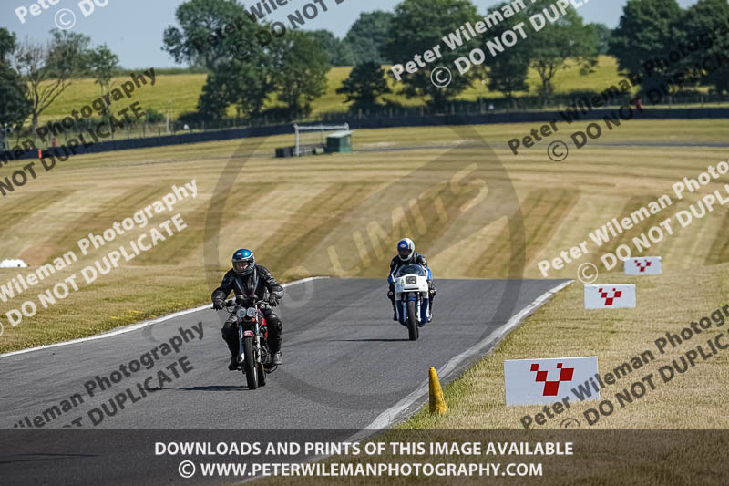 cadwell park;cadwell park photographs;cadwell trackday photographs;enduro digital images;event digital images;eventdigitalimages;peter wileman photography;racing digital images;trackday digital images;trackday photos